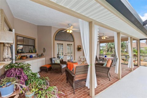 House in Palm Coast, Florida 3 bedrooms, 194.17 sq.m. № 1521638 - photo 23
