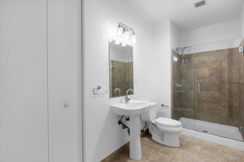 Condo in Orlando, Florida, 2 bedrooms  № 1675364 - photo 20