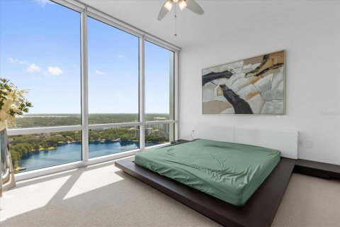 Condo in Orlando, Florida, 2 bedrooms  № 1675364 - photo 12