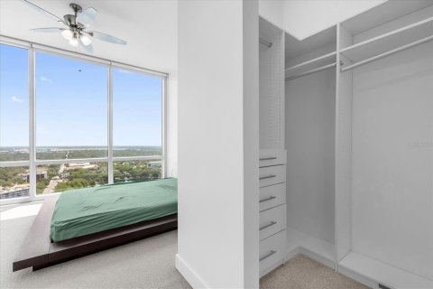Condo in Orlando, Florida, 2 bedrooms  № 1675364 - photo 14