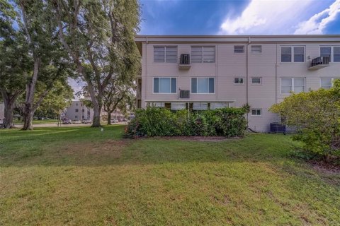 Condominio en venta en Clearwater, Florida, 2 dormitorios, 130.06 m2 № 1750920 - foto 8