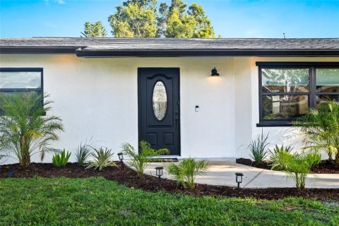 House in Venice, Florida 2 bedrooms, 139.82 sq.m. № 1626167 - photo 5