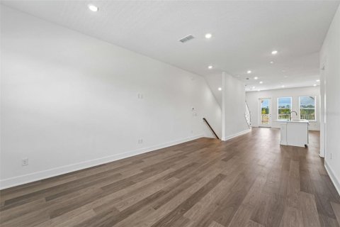 Touwnhouse à vendre à Jacksonville, Floride: 3 chambres, 220.92 m2 № 2405669 - photo 7