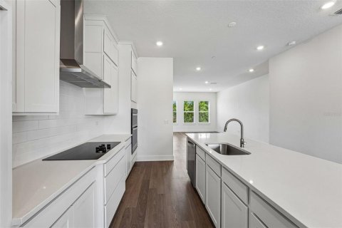 Touwnhouse à vendre à Jacksonville, Floride: 3 chambres, 220.92 m2 № 2405669 - photo 13