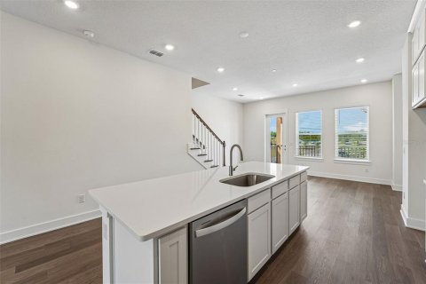 Touwnhouse à vendre à Jacksonville, Floride: 3 chambres, 220.92 m2 № 2405669 - photo 16