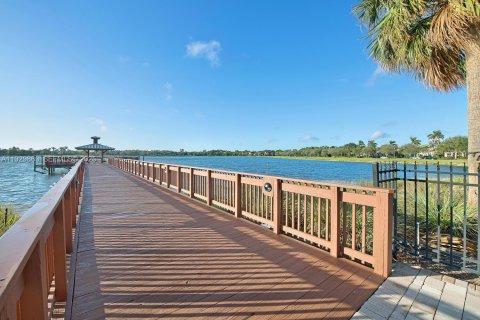 Купить кондоминиум в Палм-Бич-Гарденс, Флорида 2 спальни, 106.28м2, № 1988834 - фото 24