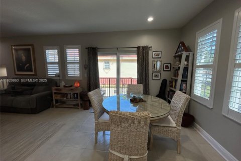 Купить кондоминиум в Палм-Бич-Гарденс, Флорида 2 спальни, 106.28м2, № 1988834 - фото 13