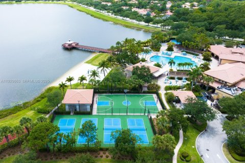 Купить кондоминиум в Палм-Бич-Гарденс, Флорида 2 спальни, 106.28м2, № 1988834 - фото 23