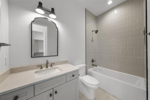 Casa en alquiler en Tampa, Florida, 5 dormitorios, 522.2 m2 № 1912805 - foto 27