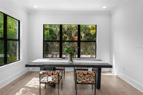 Casa en alquiler en Tampa, Florida, 5 dormitorios, 522.2 m2 № 1912805 - foto 10