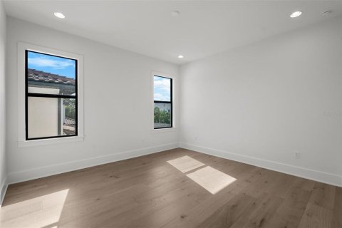 Casa en alquiler en Tampa, Florida, 5 dormitorios, 522.2 m2 № 1912805 - foto 26