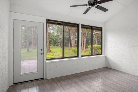 House in Daytona Beach, Florida 2 bedrooms, 118.82 sq.m. № 2167391 - photo 17