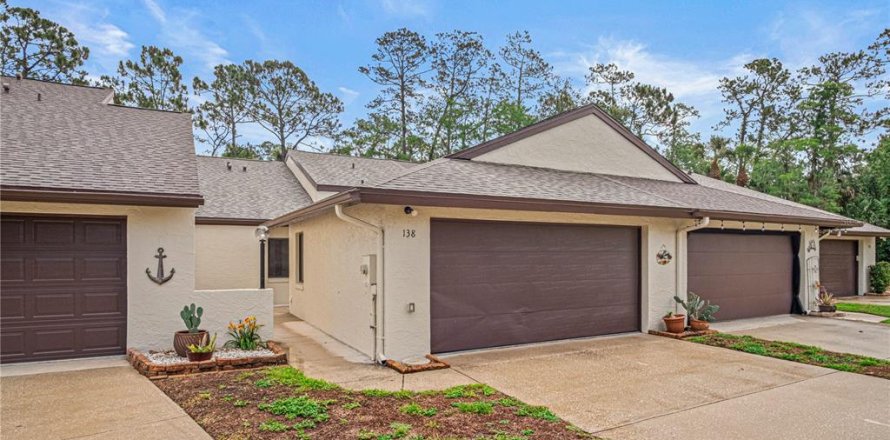 House in Daytona Beach, Florida 2 bedrooms, 118.82 sq.m. № 2167391