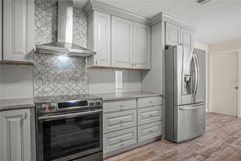House in Daytona Beach, Florida 2 bedrooms, 118.82 sq.m. № 2167391 - photo 10