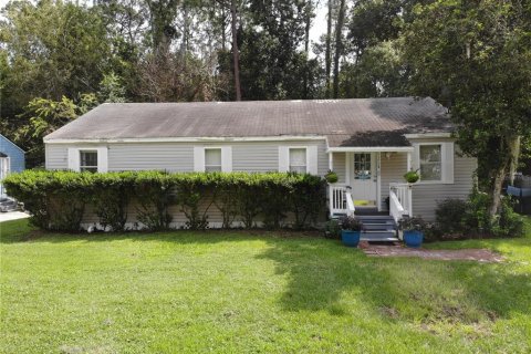 House in Jacksonville, Florida 4 bedrooms, 141.12 sq.m. № 2371992