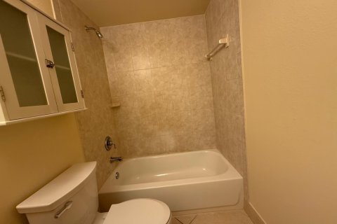 Condo in Fort Lauderdale, Florida, 2 bedrooms  № 2081781 - photo 13