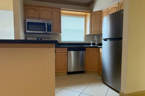 Condo in Fort Lauderdale, Florida, 2 bedrooms  № 2081781 - photo 3