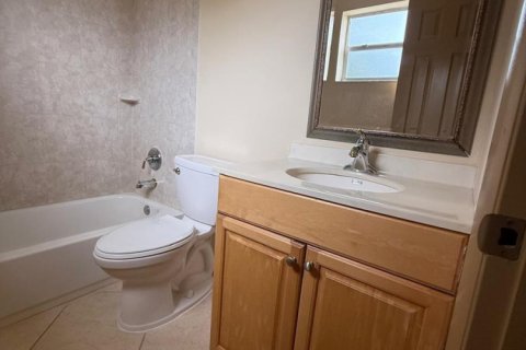 Condo in Fort Lauderdale, Florida, 2 bedrooms  № 2081781 - photo 15