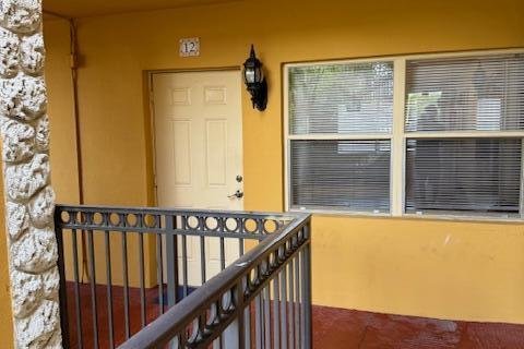 Condo in Fort Lauderdale, Florida, 2 bedrooms  № 2081781 - photo 22