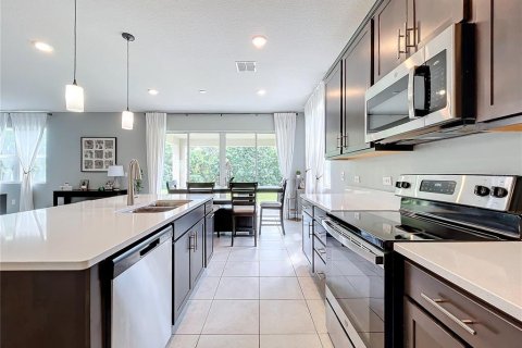 Villa ou maison à louer à Leesburg, Floride: 5 chambres, 259.29 m2 № 1904640 - photo 6