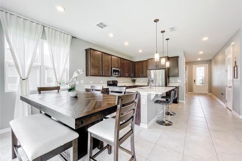 Casa en alquiler en Leesburg, Florida, 5 dormitorios, 259.29 m2 № 1904640 - foto 10