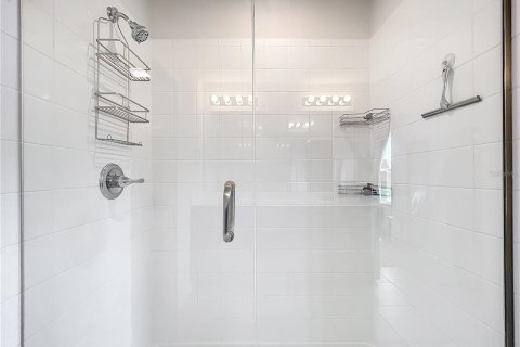 Casa en alquiler en Leesburg, Florida, 5 dormitorios, 259.29 m2 № 1904640 - foto 17