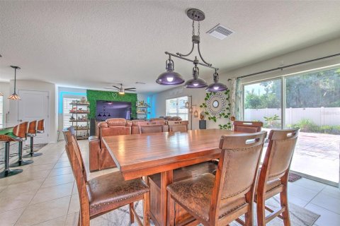 House in Riverview, Florida 4 bedrooms, 216.28 sq.m. № 2394023 - photo 23