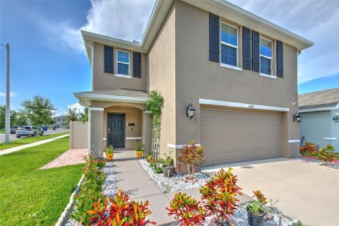 House in Riverview, Florida 4 bedrooms, 216.28 sq.m. № 2394023