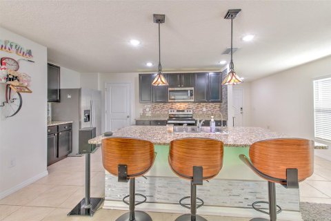 House in Riverview, Florida 4 bedrooms, 216.28 sq.m. № 2394023 - photo 12