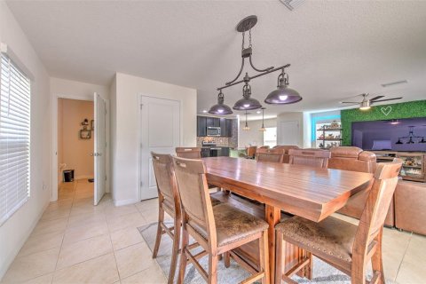 House in Riverview, Florida 4 bedrooms, 216.28 sq.m. № 2394023 - photo 25
