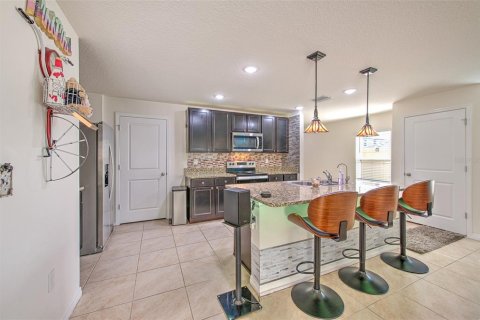 House in Riverview, Florida 4 bedrooms, 216.28 sq.m. № 2394023 - photo 13
