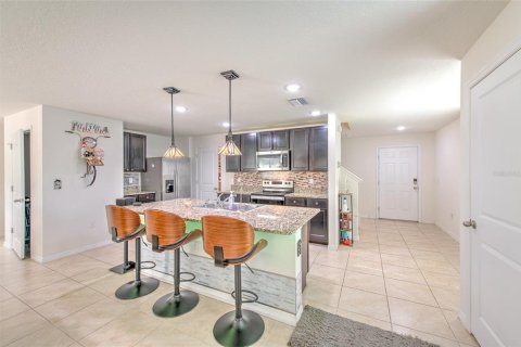 House in Riverview, Florida 4 bedrooms, 216.28 sq.m. № 2394023 - photo 9
