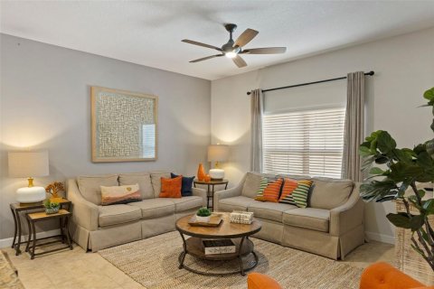 Adosado en venta en Kissimmee, Florida, 4 dormitorios, 177.81 m2 № 1785660 - foto 9