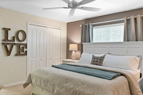 Adosado en venta en Kissimmee, Florida, 4 dormitorios, 177.81 m2 № 1785660 - foto 20
