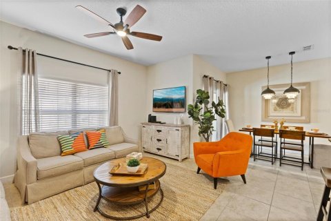 Adosado en venta en Kissimmee, Florida, 4 dormitorios, 177.81 m2 № 1785660 - foto 12