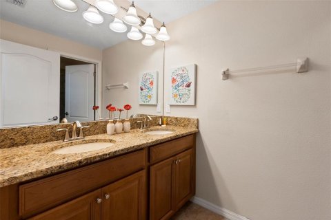 Adosado en venta en Kissimmee, Florida, 4 dormitorios, 177.81 m2 № 1785660 - foto 29