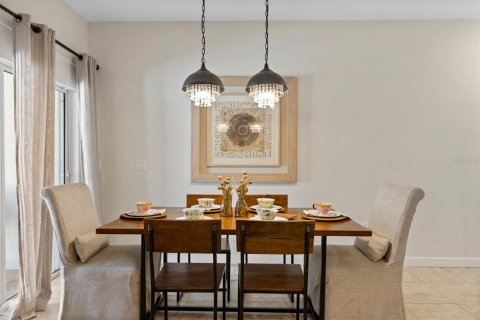 Adosado en venta en Kissimmee, Florida, 4 dormitorios, 177.81 m2 № 1785660 - foto 7