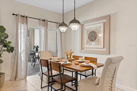 Adosado en venta en Kissimmee, Florida, 4 dormitorios, 177.81 m2 № 1785660 - foto 6