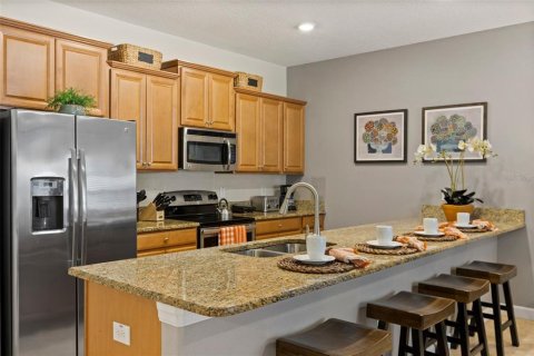 Adosado en venta en Kissimmee, Florida, 4 dormitorios, 177.81 m2 № 1785660 - foto 15