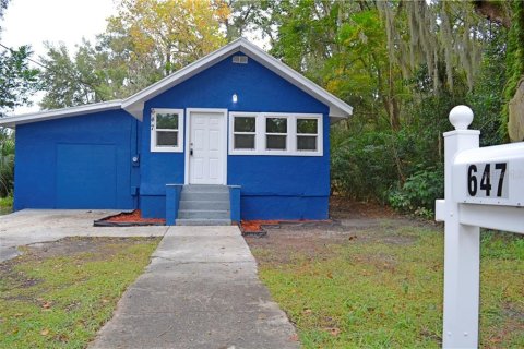 House in DeLand, Florida 4 bedrooms, 121.33 sq.m. № 1301302 - photo 2