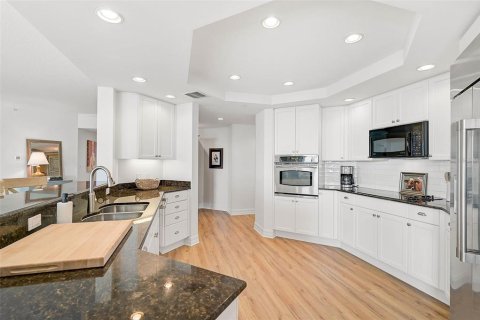 Condominio en alquiler en Osprey, Florida, 3 dormitorios, 236.44 m2 № 1721678 - foto 10