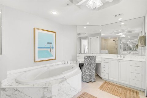 Condominio en alquiler en Osprey, Florida, 3 dormitorios, 236.44 m2 № 1721678 - foto 21