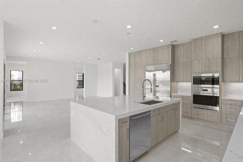 House in Palm Beach Gardens, Florida 5 bedrooms, 488.67 sq.m. № 2186140 - photo 21