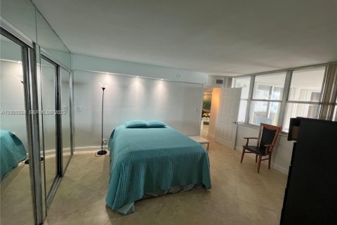 Copropriété à vendre à Miami Beach, Floride: 3 chambres, 143.07 m2 № 2431380 - photo 16