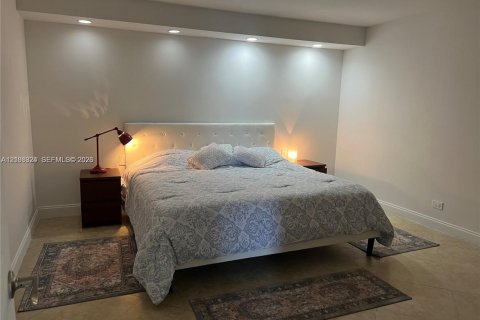 Copropriété à vendre à Miami Beach, Floride: 3 chambres, 143.07 m2 № 2431380 - photo 8