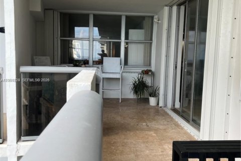 Copropriété à vendre à Miami Beach, Floride: 3 chambres, 143.07 m2 № 2431380 - photo 30