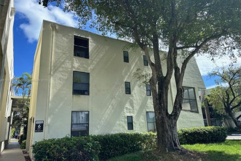 Купить кондоминиум в Авентура, Флорида 3 спальни, 123.56м2, № 1932639 - фото 21