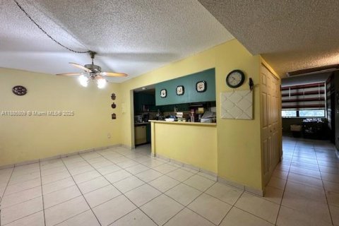 Купить кондоминиум в Авентура, Флорида 3 спальни, 123.56м2, № 1932639 - фото 3