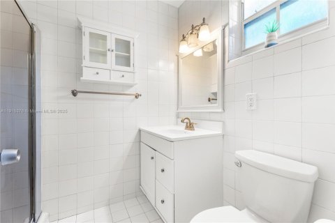 Купить виллу или дом в Майами, Флорида 3 спальни, 103.49м2, № 1971576 - фото 13