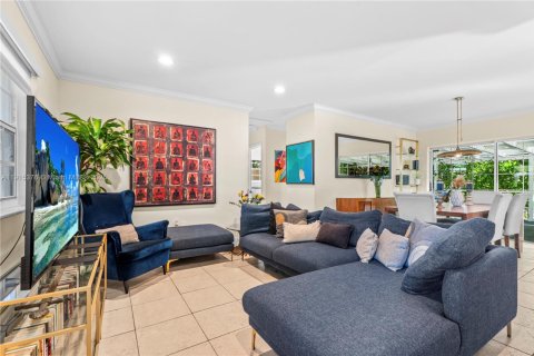 Купить виллу или дом в Майами, Флорида 3 спальни, 103.49м2, № 1971576 - фото 7